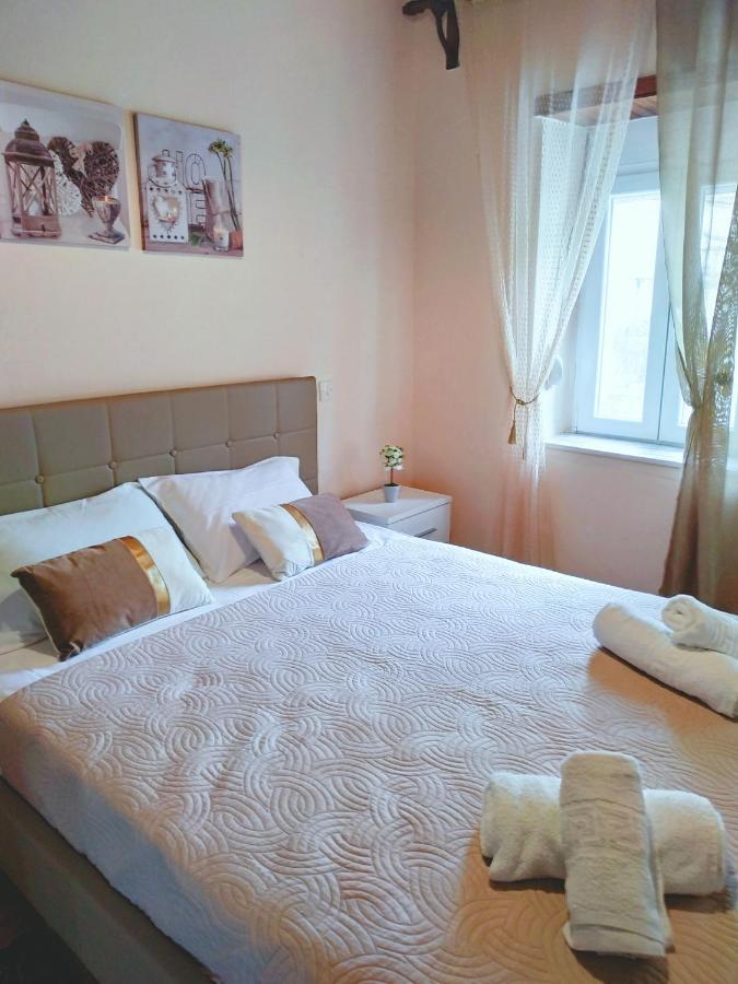 Eveline House Lägenhet Kallirákhi Exteriör bild