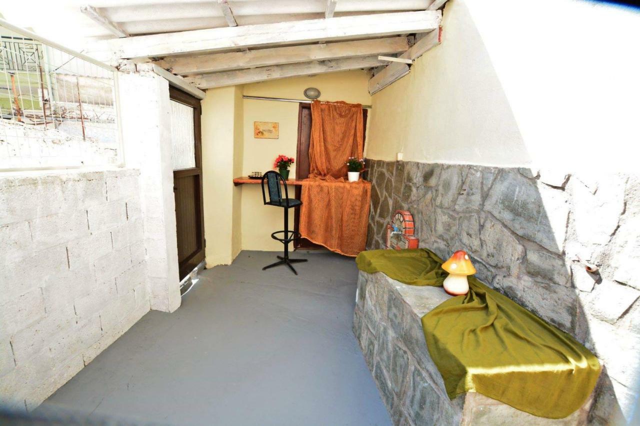 Eveline House Lägenhet Kallirákhi Exteriör bild